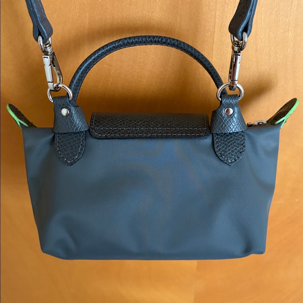 Longchamp Le Pilage Green Pouch with Strap and insert - Picture 12 of 16